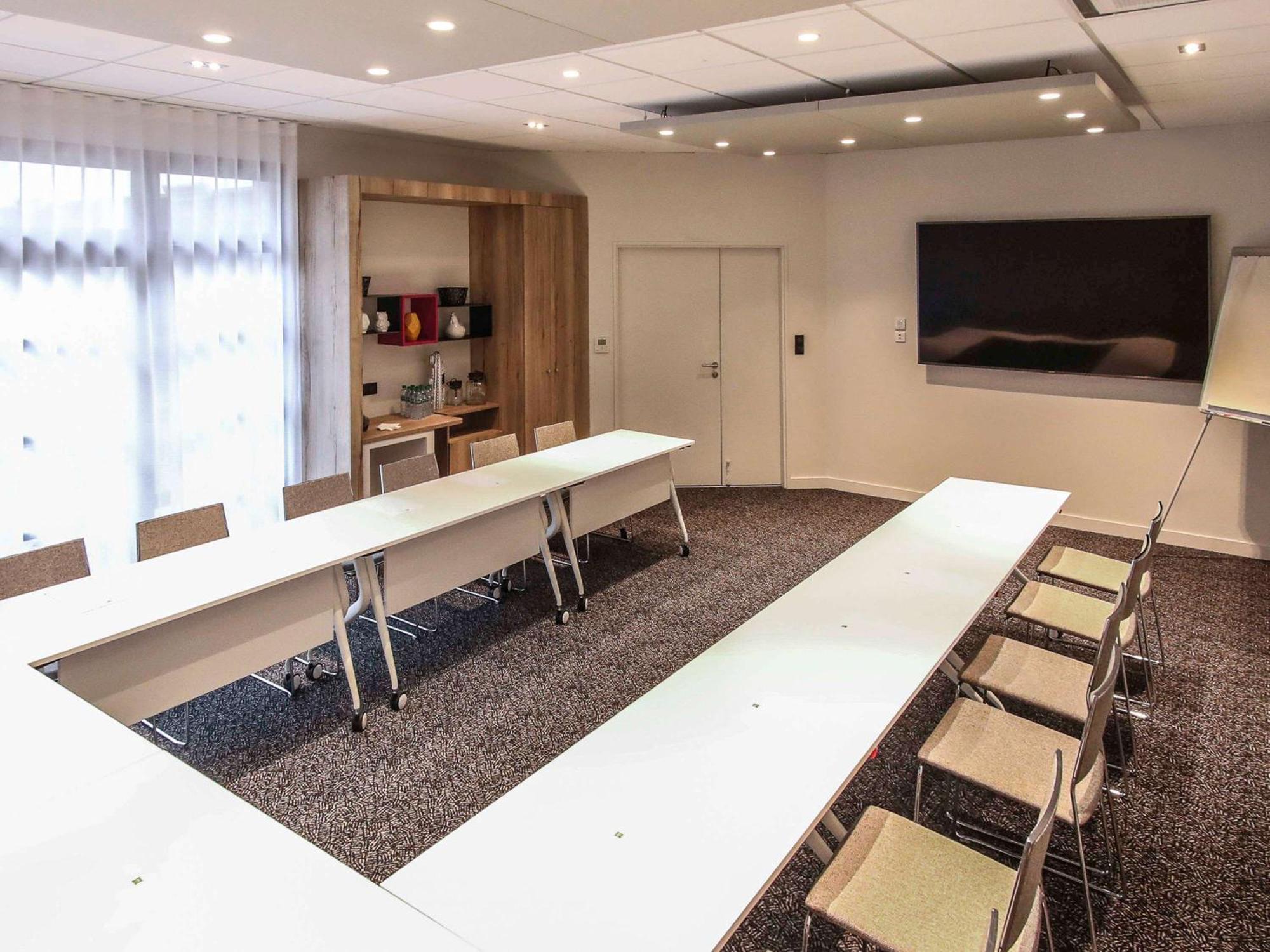 Ibis Styles Clermont-Ferrand Republique Hotel Eksteriør billede