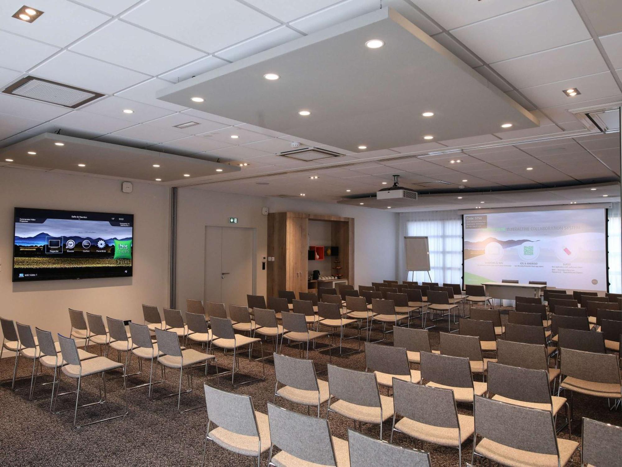 Ibis Styles Clermont-Ferrand Republique Hotel Eksteriør billede