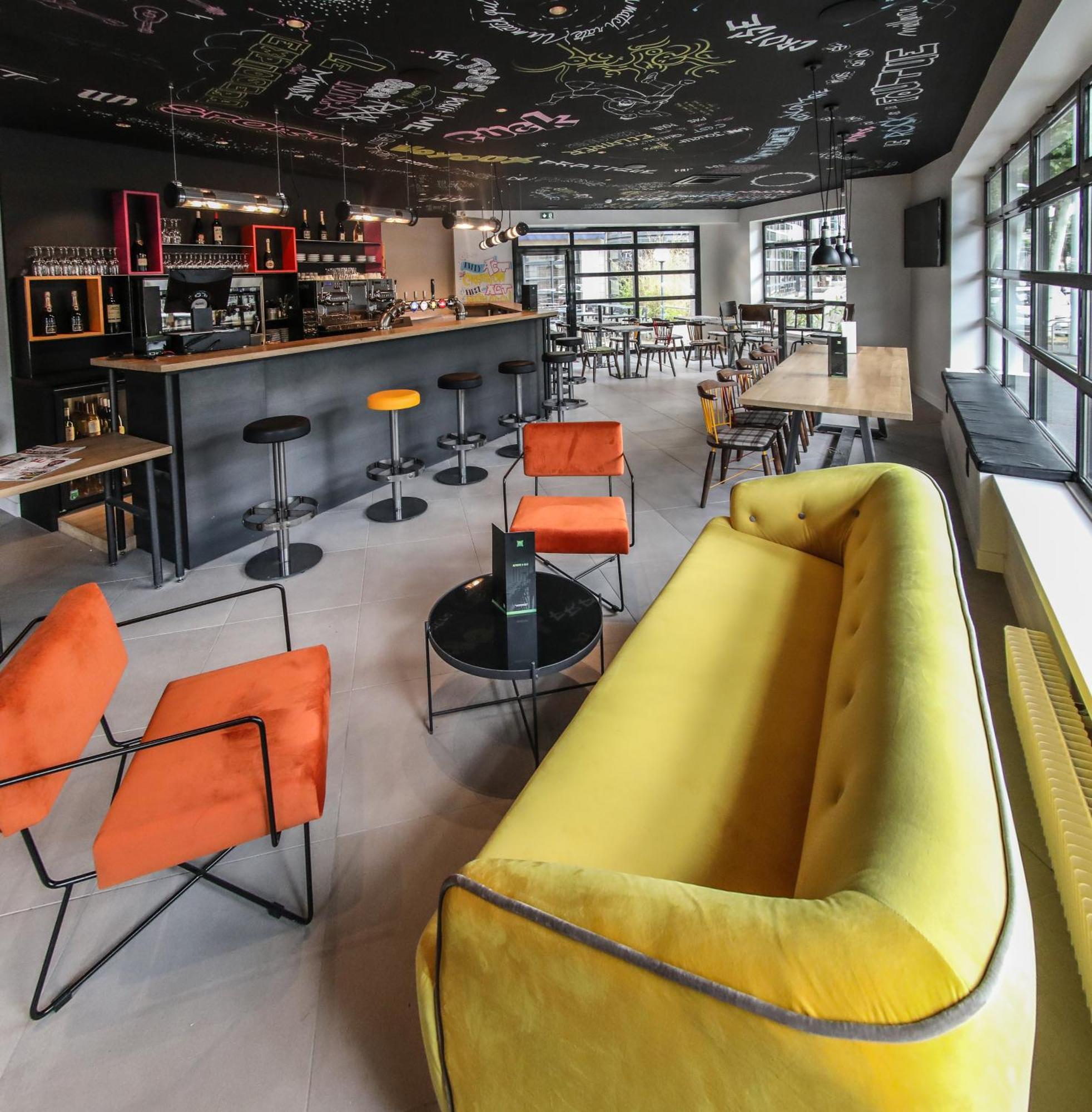 Ibis Styles Clermont-Ferrand Republique Hotel Eksteriør billede